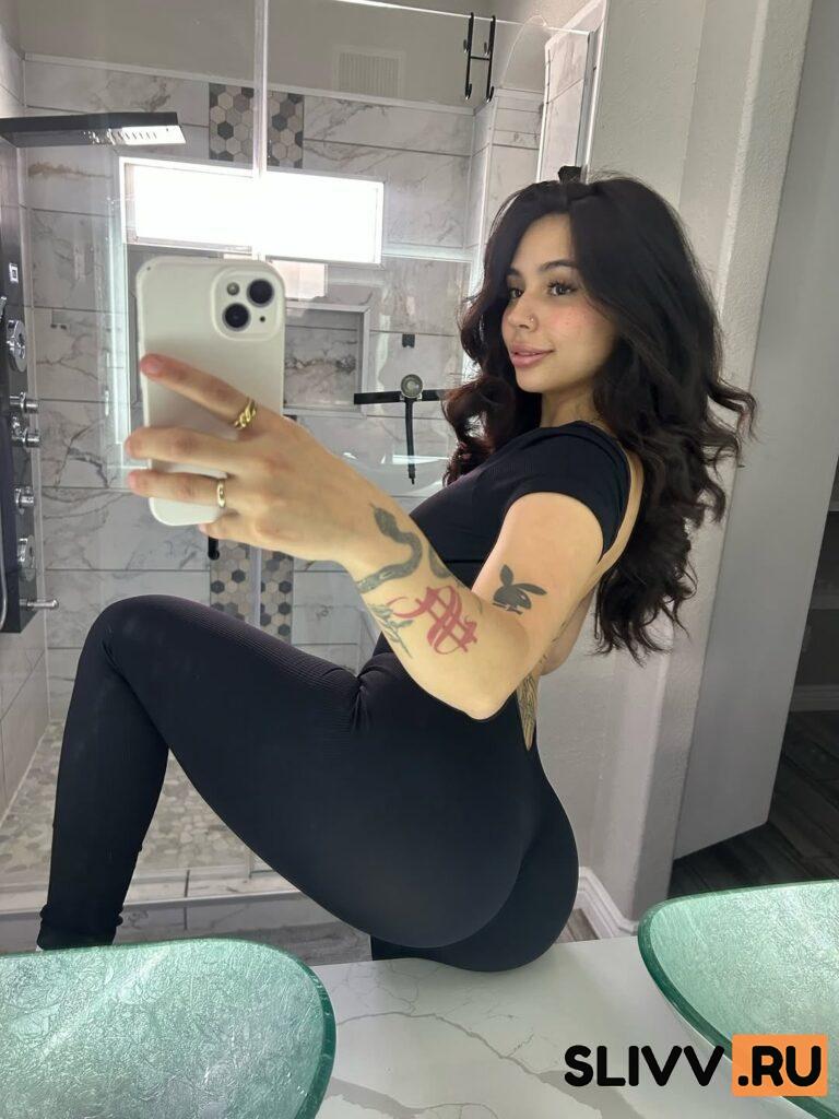 Nikki Skies