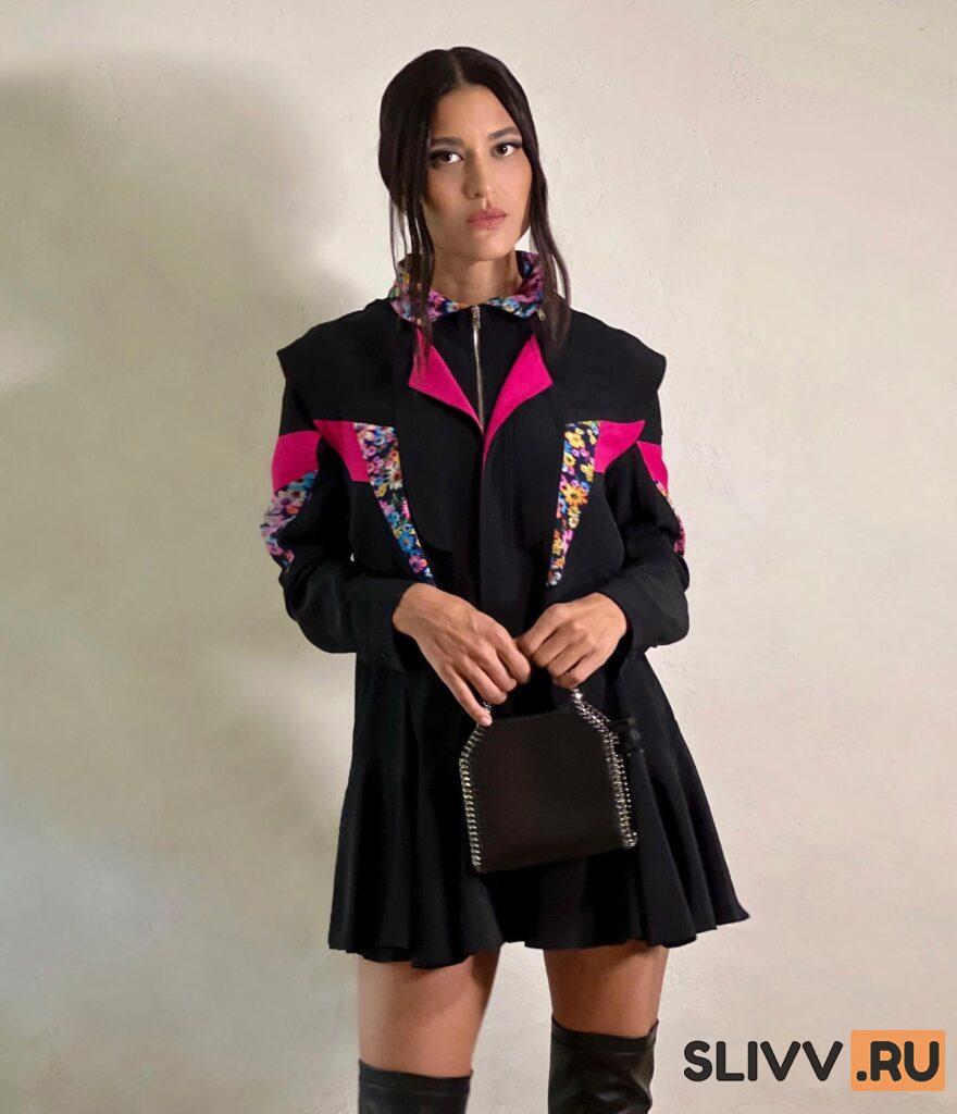 Julia Jones