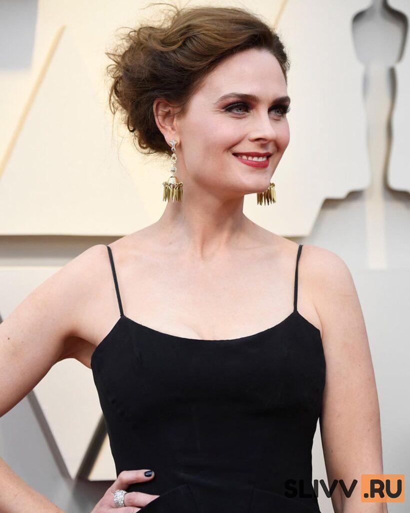 Emily Deschanel