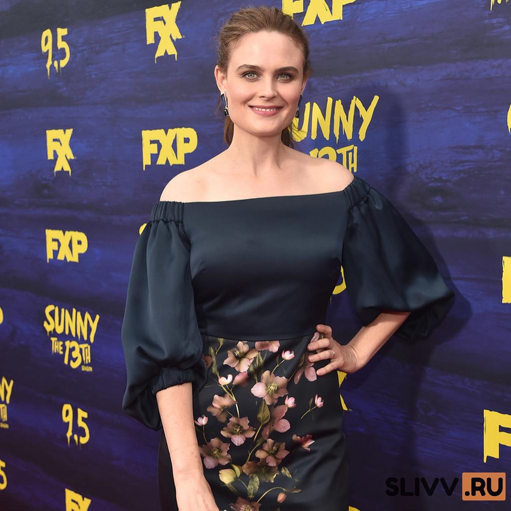 Emily Deschanel